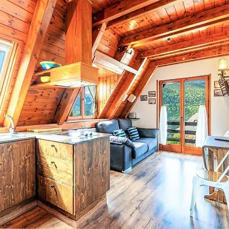 Aran Apartment