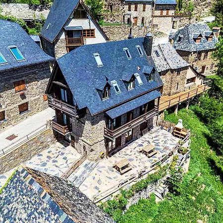 Aran Apartment Montcorbau
